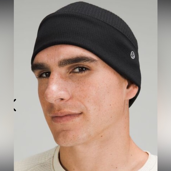 lululemon athletica Other - Lululemon Engineered Warmth beanie